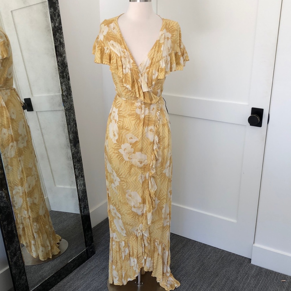 Amuse Society Yellow floral dress